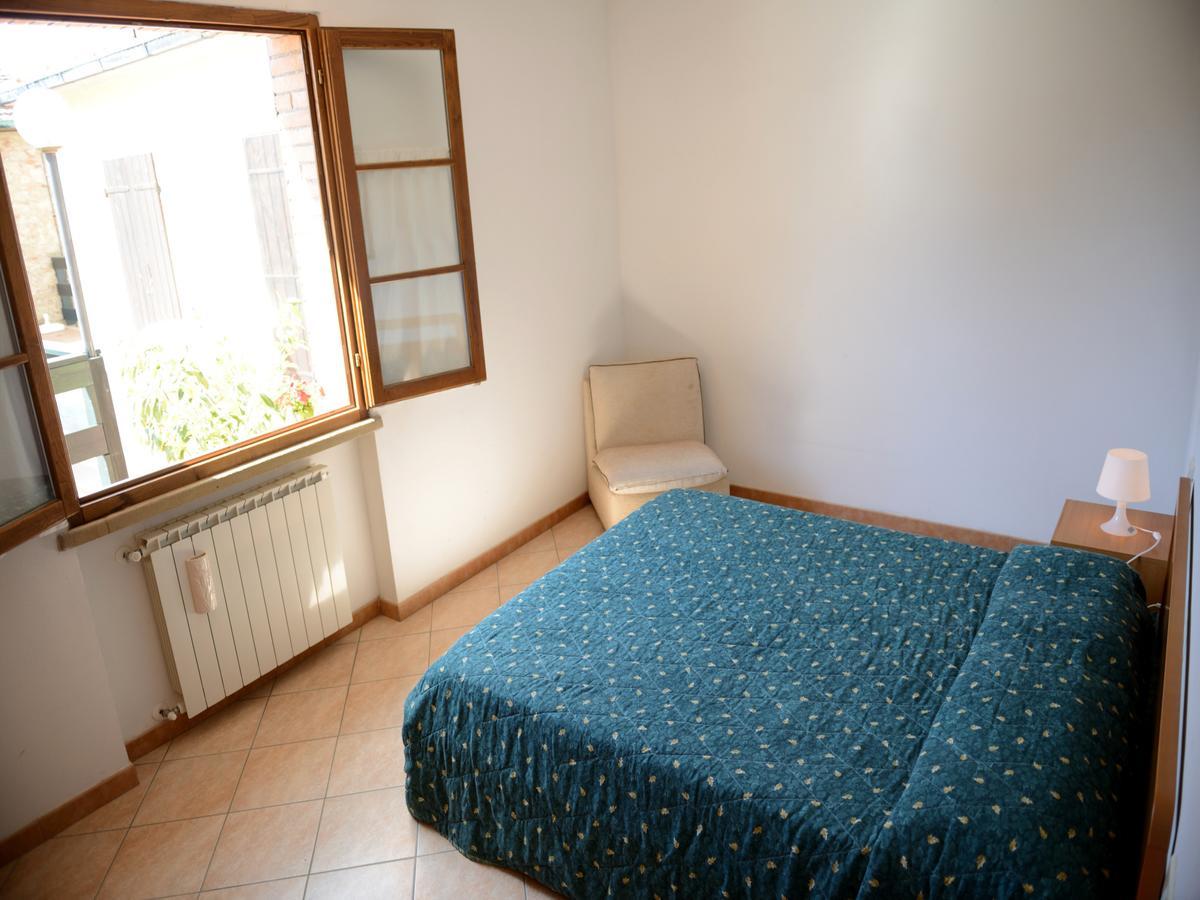 San Francesco Pomarance Bagian luar foto