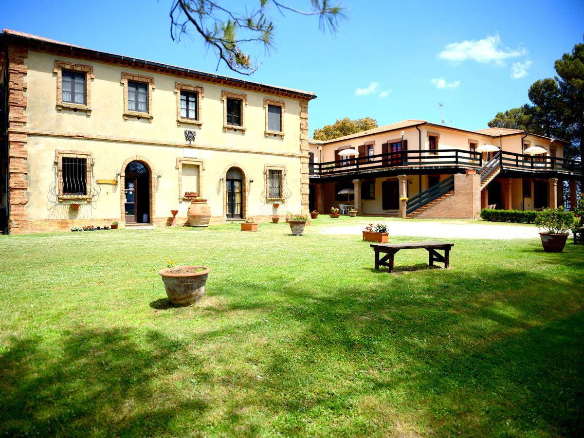 San Francesco Pomarance Bagian luar foto