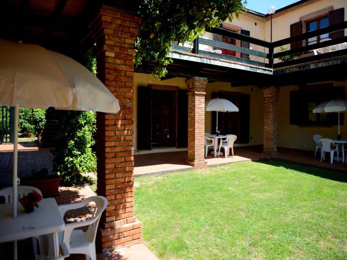 San Francesco Pomarance Bagian luar foto